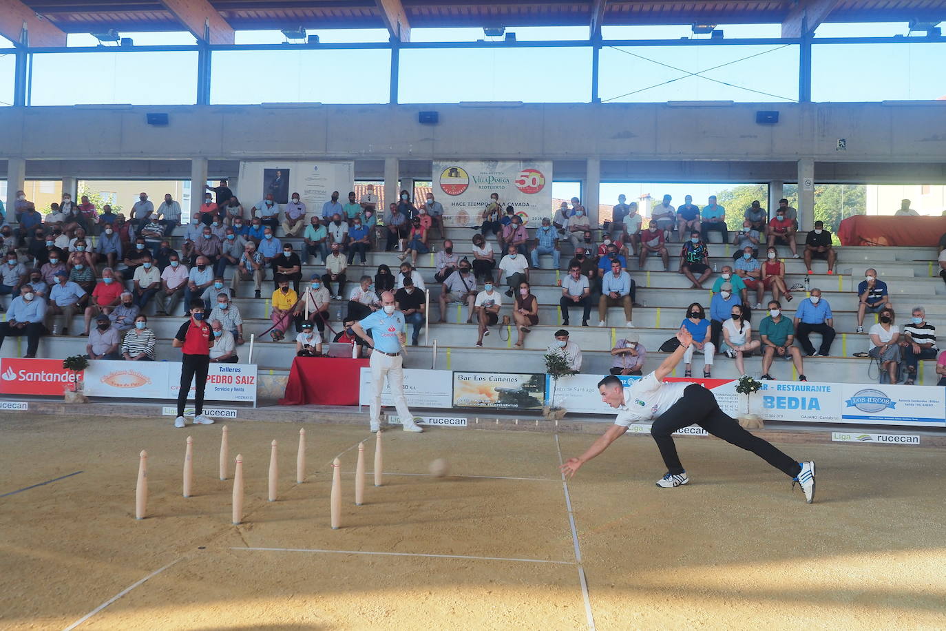 Fotos: Las mejores imágenes del Campeonato Regional de Primera de Bolos