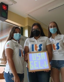 Imagen secundaria 2 - Medio Cudeyo roza la élite robótica con ellas