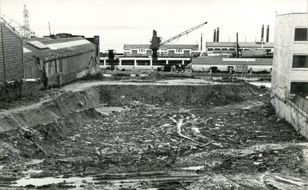 Imagen. Imagen de los años ochenta del solar donde se construyó el Palacio de Festivales.