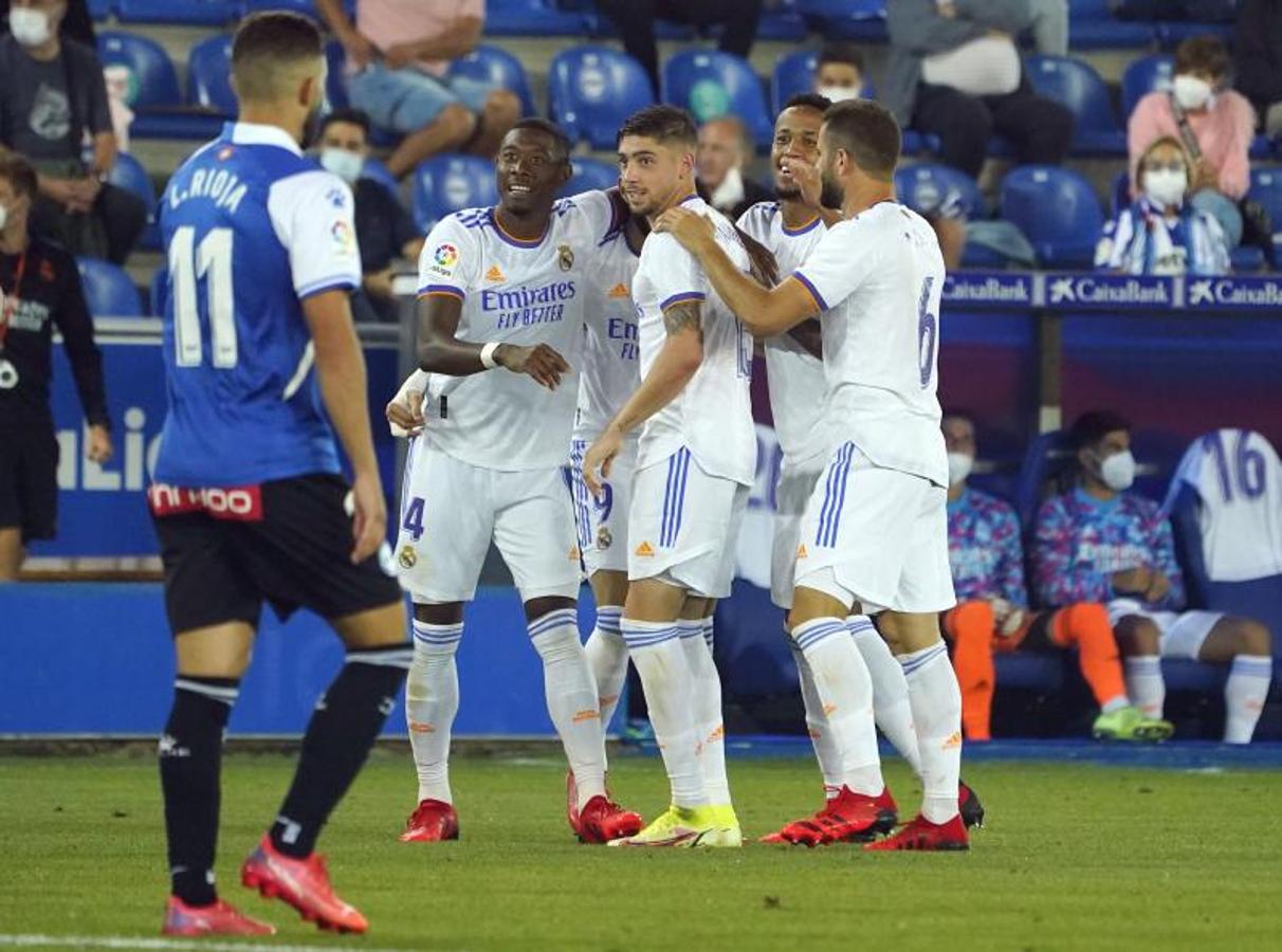 Fotos: Las mejores imágenes del Alavés-Real Madrid