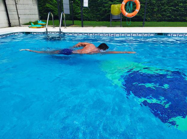 Elegir el entorno adecuado facilita poder realizar actividad física durante las vacaciones.