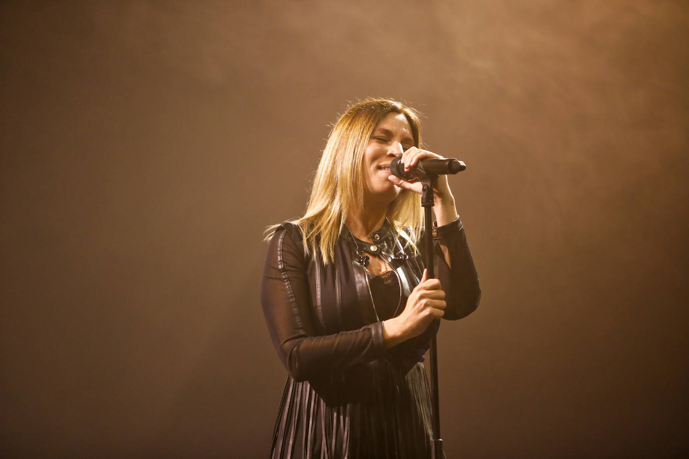 Fotos: Las imágenes del concierto de La Oreja de Van Gogh en Torrelavega