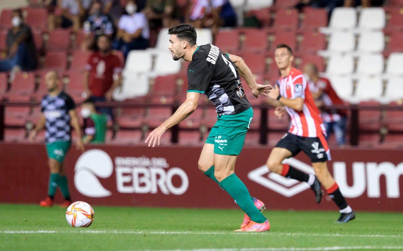 Fotos: El partido UD Logroñés-Racing, en imágenes