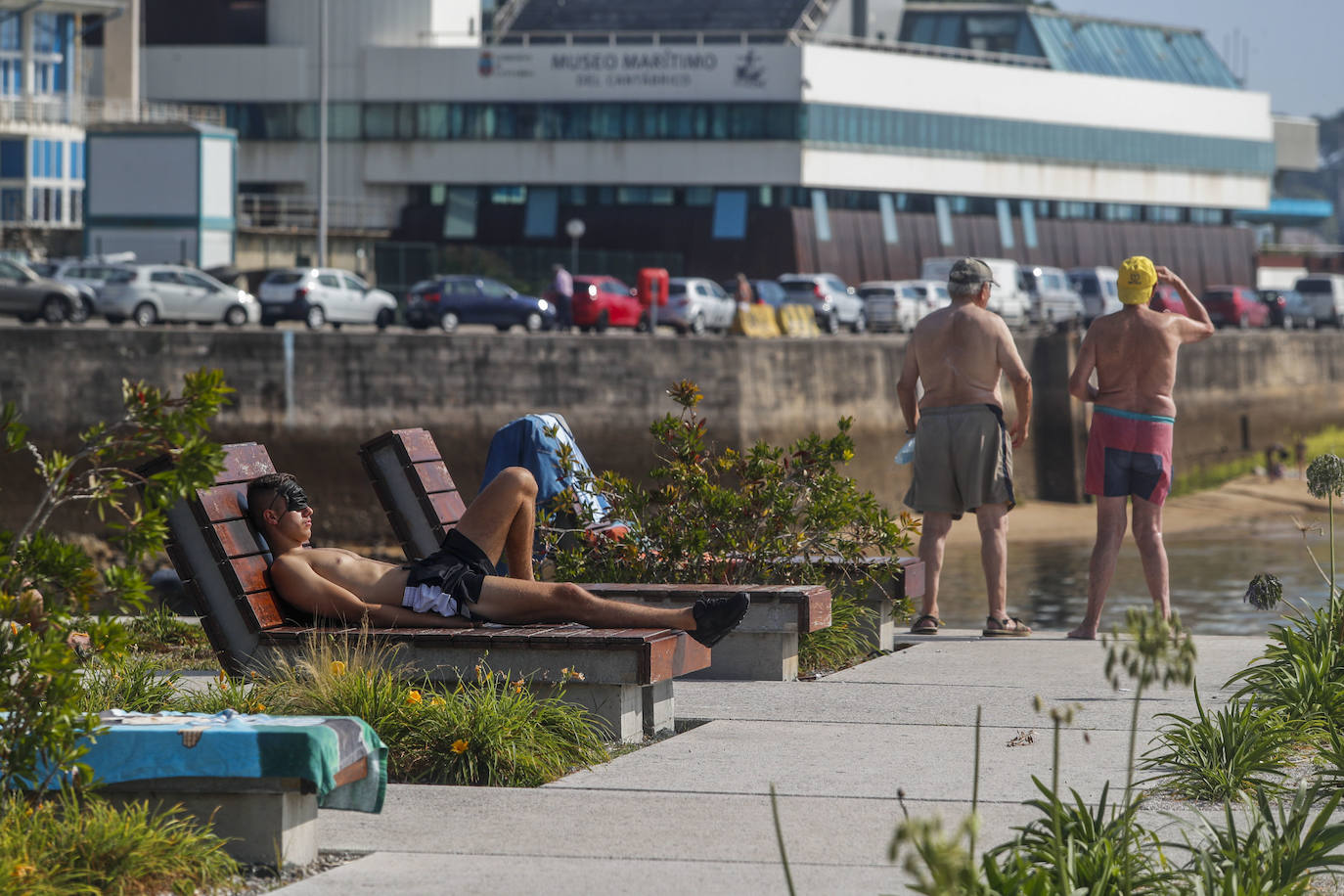 Fotos: Así ha sido la mañana de calor en Cantabria