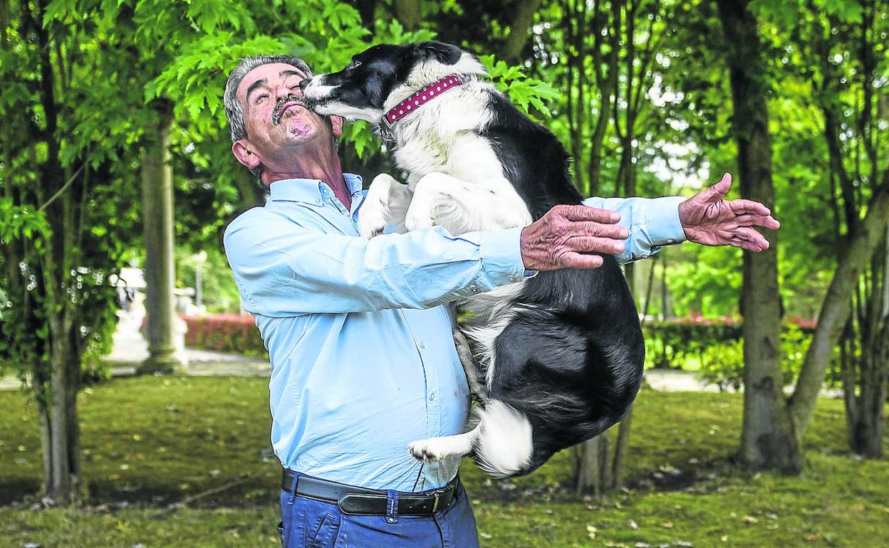 El presidente regional con su querida Luena.