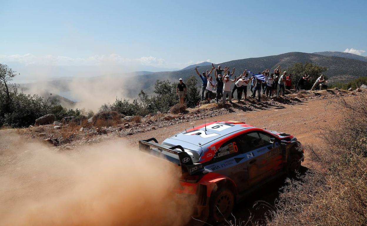 Sordo, en uno de los tramos de ayer en el Rally Acrópolis