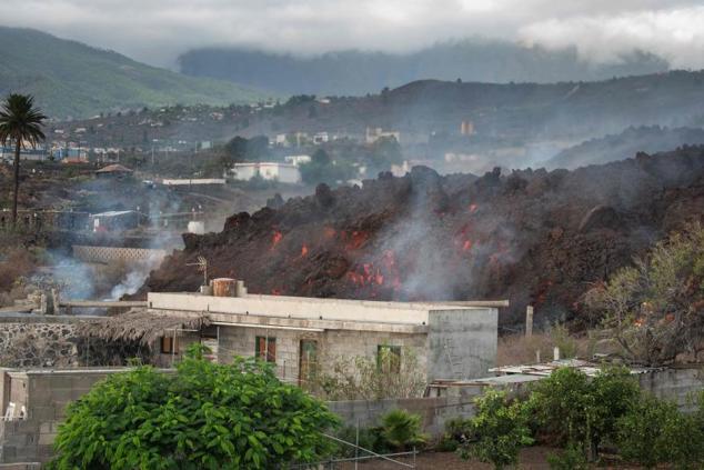 Fotos: Las espectaculares imágenes de la erupción del volcán en La Palma