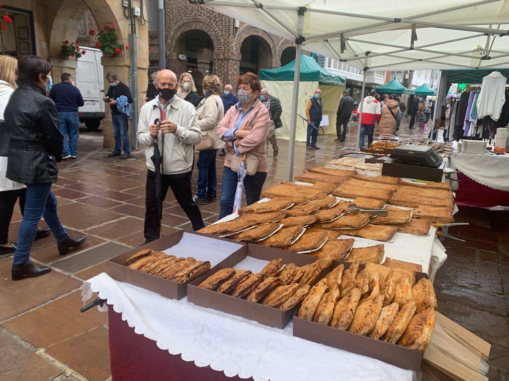 Fotos: Reinosa celebra San Mateo con la X Feria de Comercio y Artesanía