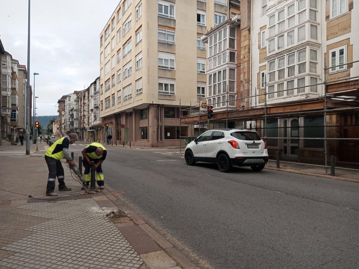 Inicio de las obras de la avenida del Puente de Carlos III. B. Carbonell