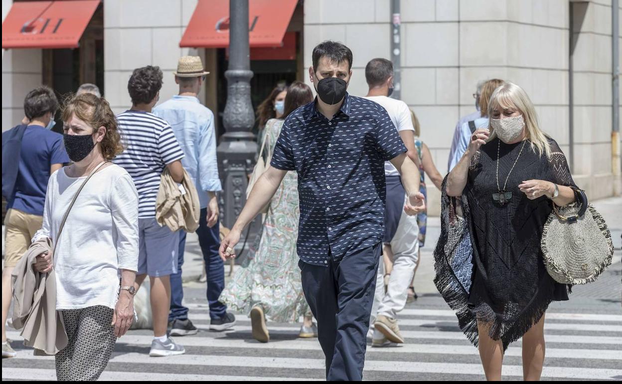 Muere por covid un hombre de 70 años y se ralentiza la salida de la quinta ola