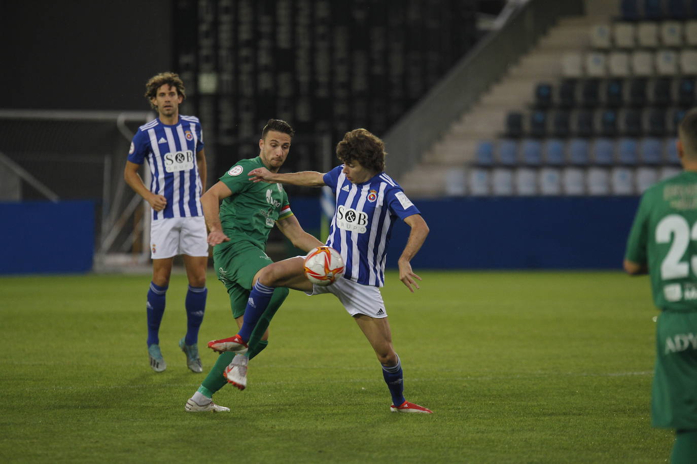 Fotos: Imágenes del choque de Copa Federación entre la Gimnástica y el Alfaro