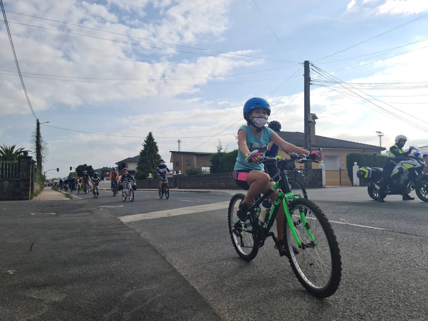 Fotos: Imágenes de la XXXVII edición del Día de la Bicicleta de Camargo