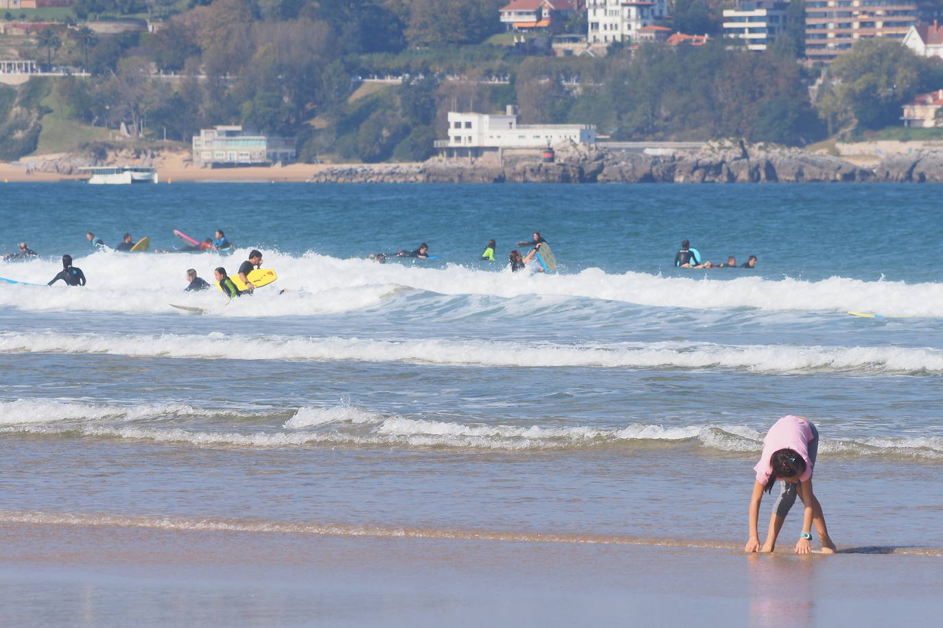 Fotos: Cantabria, llena de turistas por el puente de El Pilar