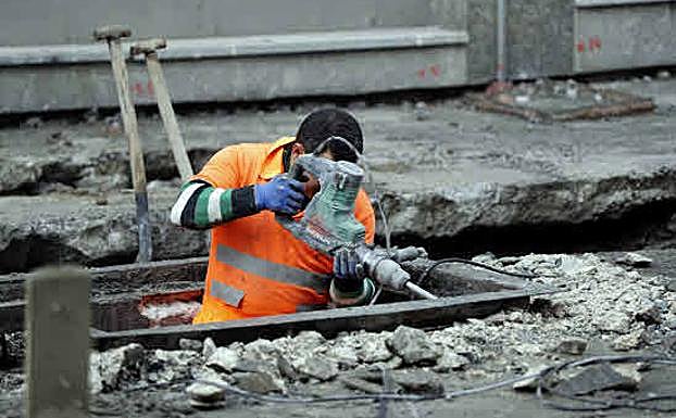 Un trabajador de la construcción. 