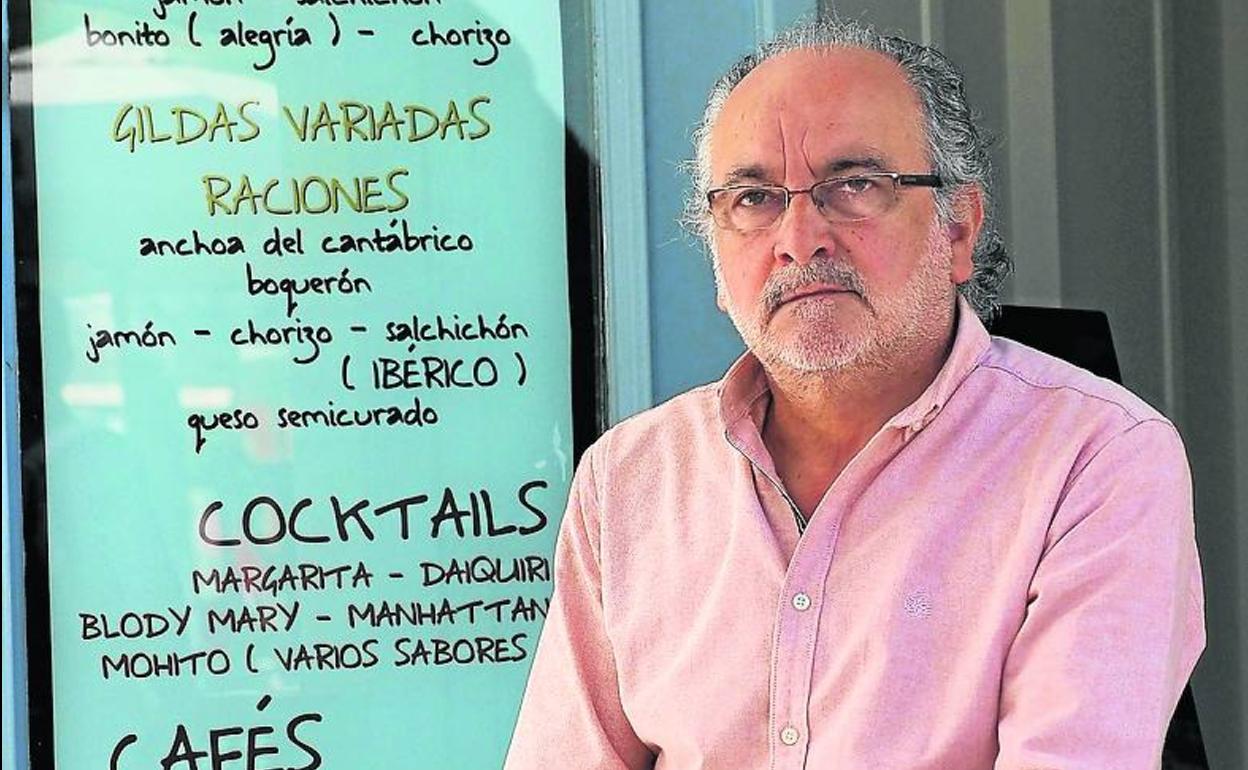 Tomás Sánchez, portavoz del ocio nocturno, en uno de sus locales. 