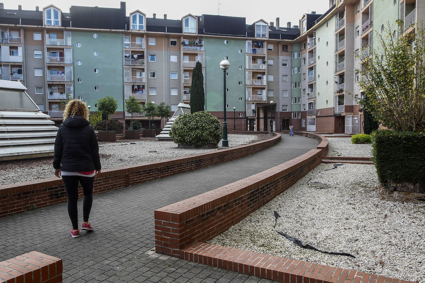 Fotos: Los vecinos critican el estado de abandono de la Granja Poch