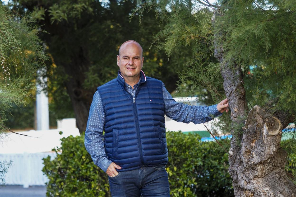 Jesús Salmón abandona la Mateo Grijuela tras tres temporadas triunfales para regresar a la peña de su municipio, Camargo. 