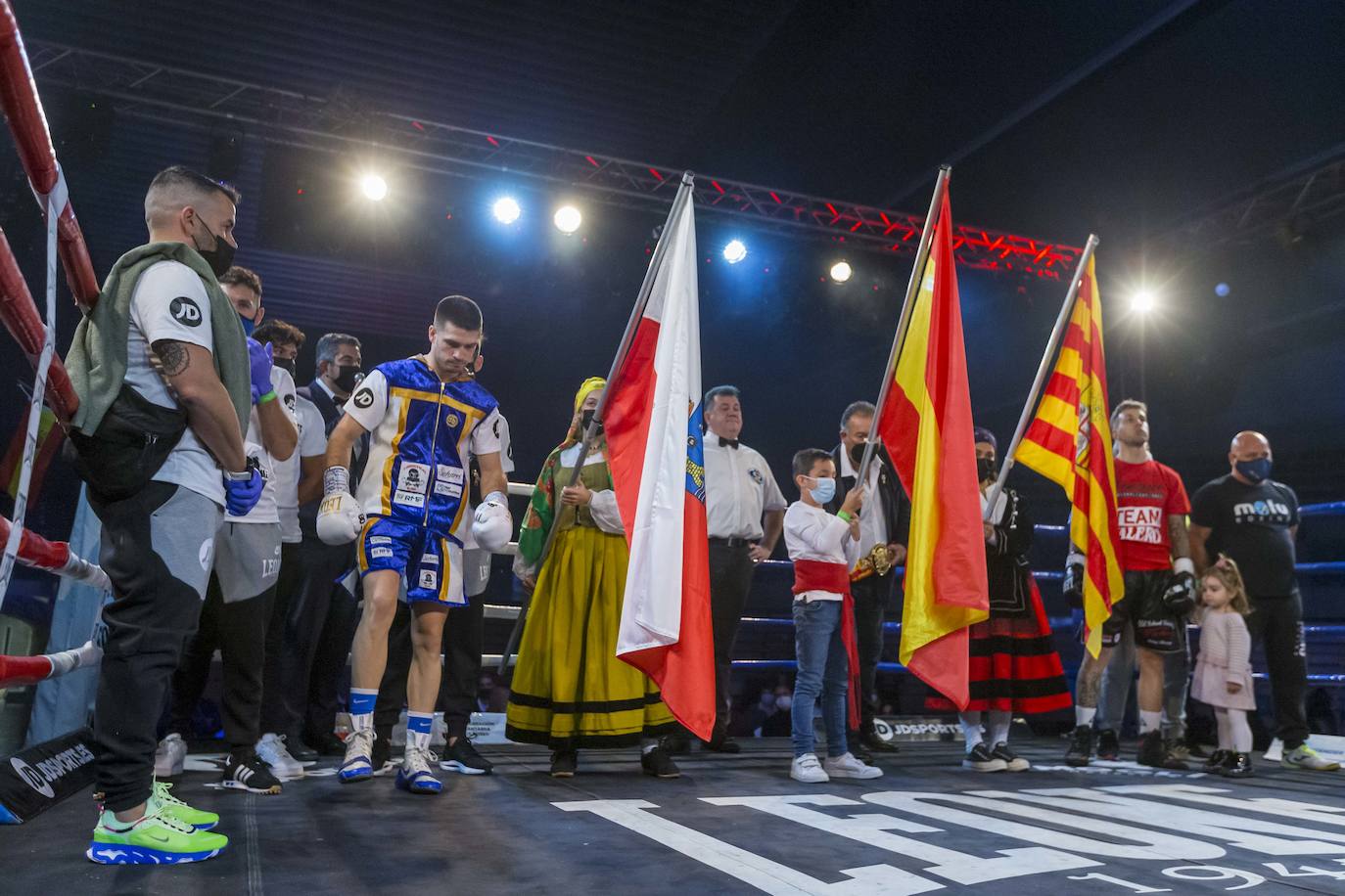 Fotos: Imágenes de la velada de boxeo en la que Jon Míguez retuvo el título de campeón de España de peso welter