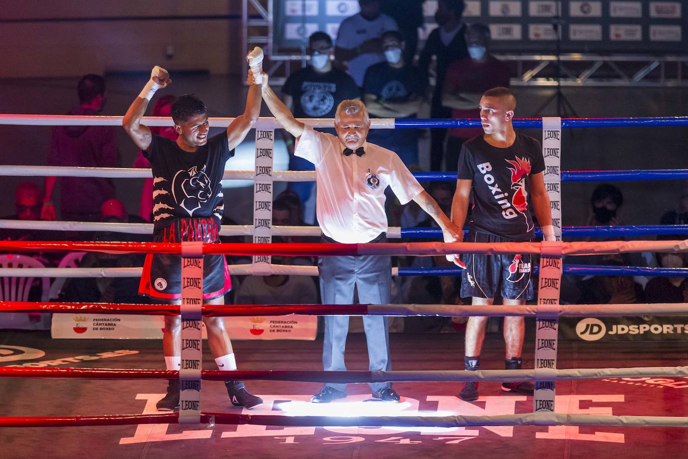 Fotos: Imágenes de la velada de boxeo en la que Jon Míguez retuvo el título de campeón de España de peso welter