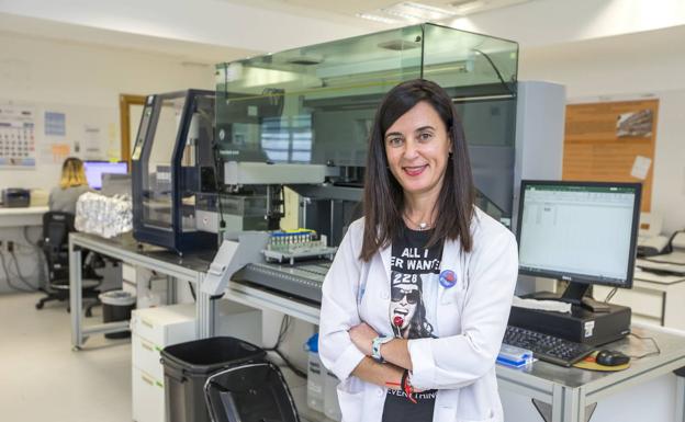Rosa Ayuso, en las instalaciones del Idival.