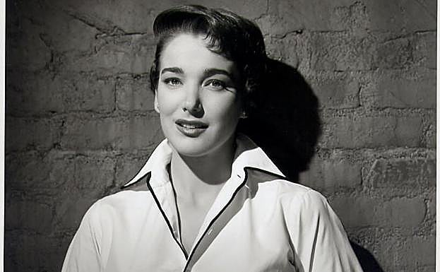 La actriz Julie Adams.