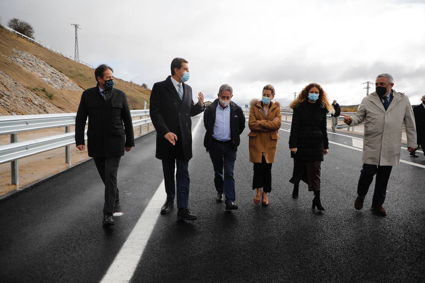 Fotos: Inauguración del tercero de los siete tramos de la autovía entre Aguilar y Burgos