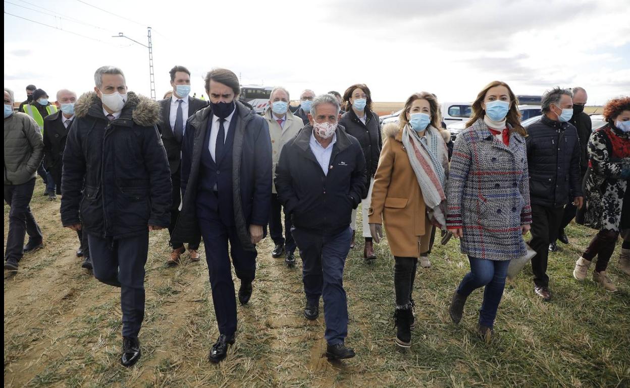 Raquel Sánchez: «Espero que el acto de hoy termine con los incrédulos del AVE»