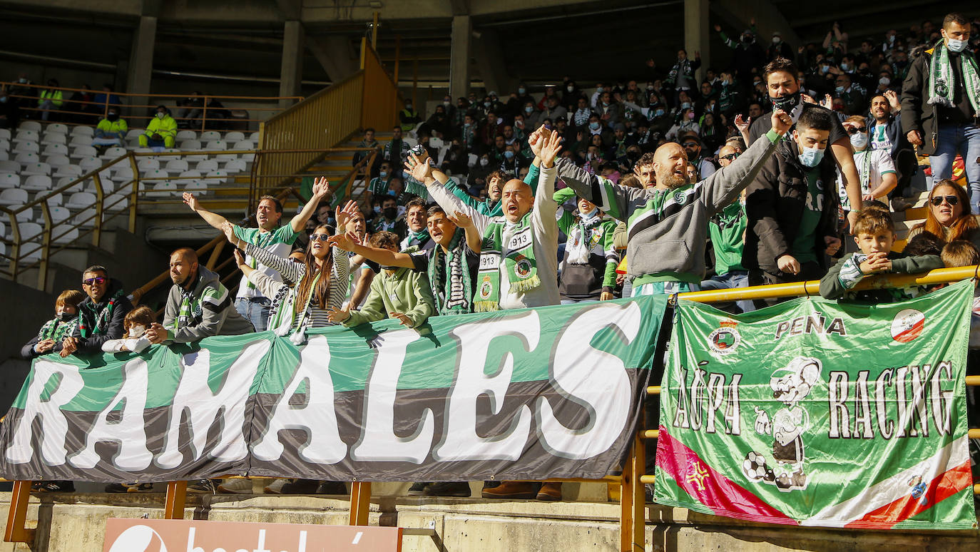 Fotos: Más de mil aficionados verdiblancos acuden a León