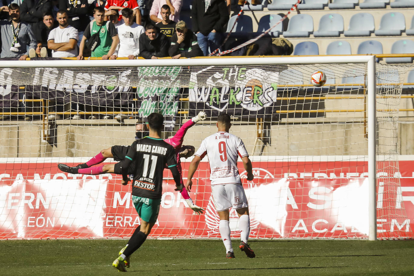 Fotos: Las mejores imágenes del Cultural Leonesa-Racing