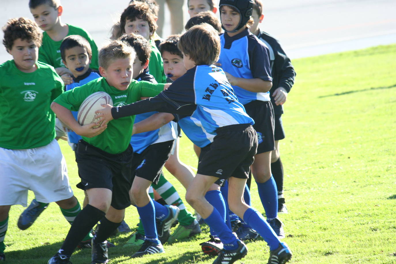 Aquel club de 1971 compuesto por un puñado de entusiastas de este deporte ha dado paso a una estructura con varios equipos de base en el que forman 100 niños. Además de los conjuntos sénior y sub-23, el Mazabi Santander Independiente cuenta con un equipo femenino