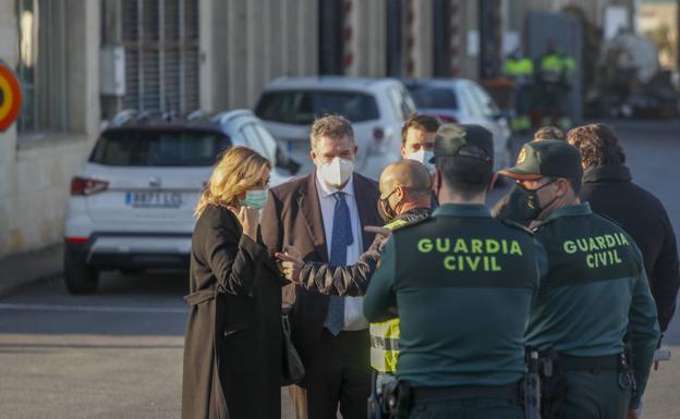 La Guardia Civil también se trasladó a la sede de Ascán