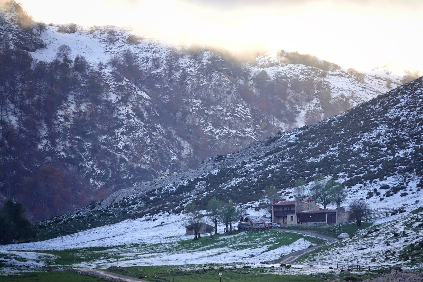 Fotos: Los Lagos de Covadonga, un espectáculo en otoño