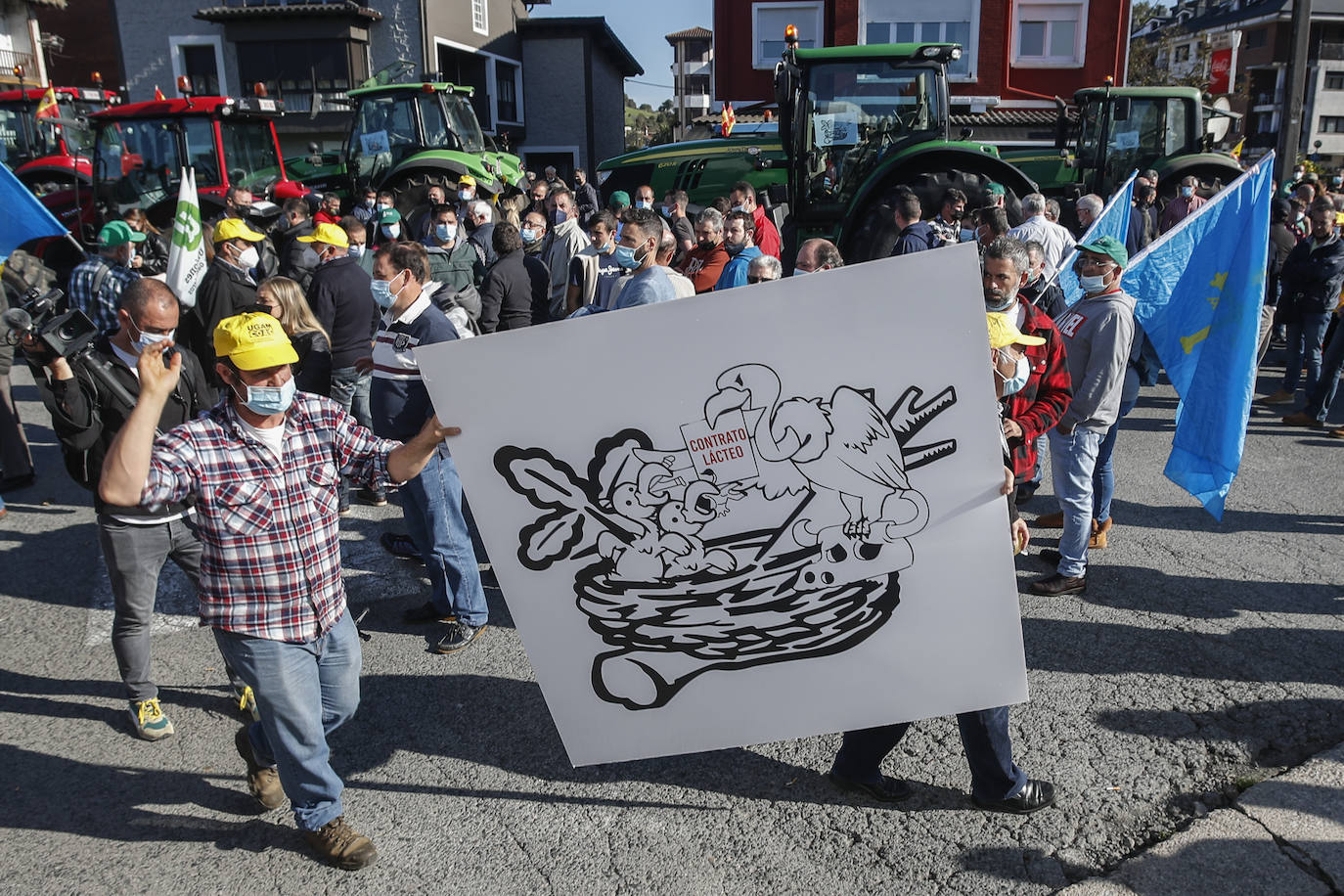 Fotos: Protesta con tractores