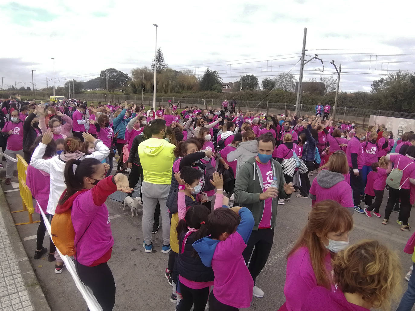 Fotos: Bezana, en marcha contra el cáncer