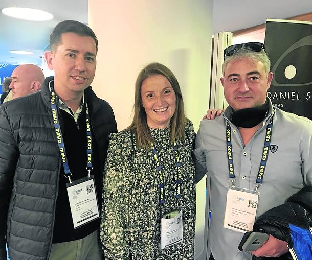 Ángel Bolado, Leticia Vila (La Bicicleta) e Iñaki Herrero (Uniko Alimentación). 