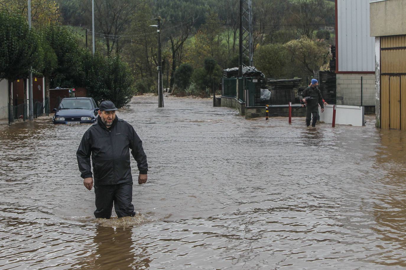 Fotos: El Pas se desborda en Vioño, Quijano y Barcenillas