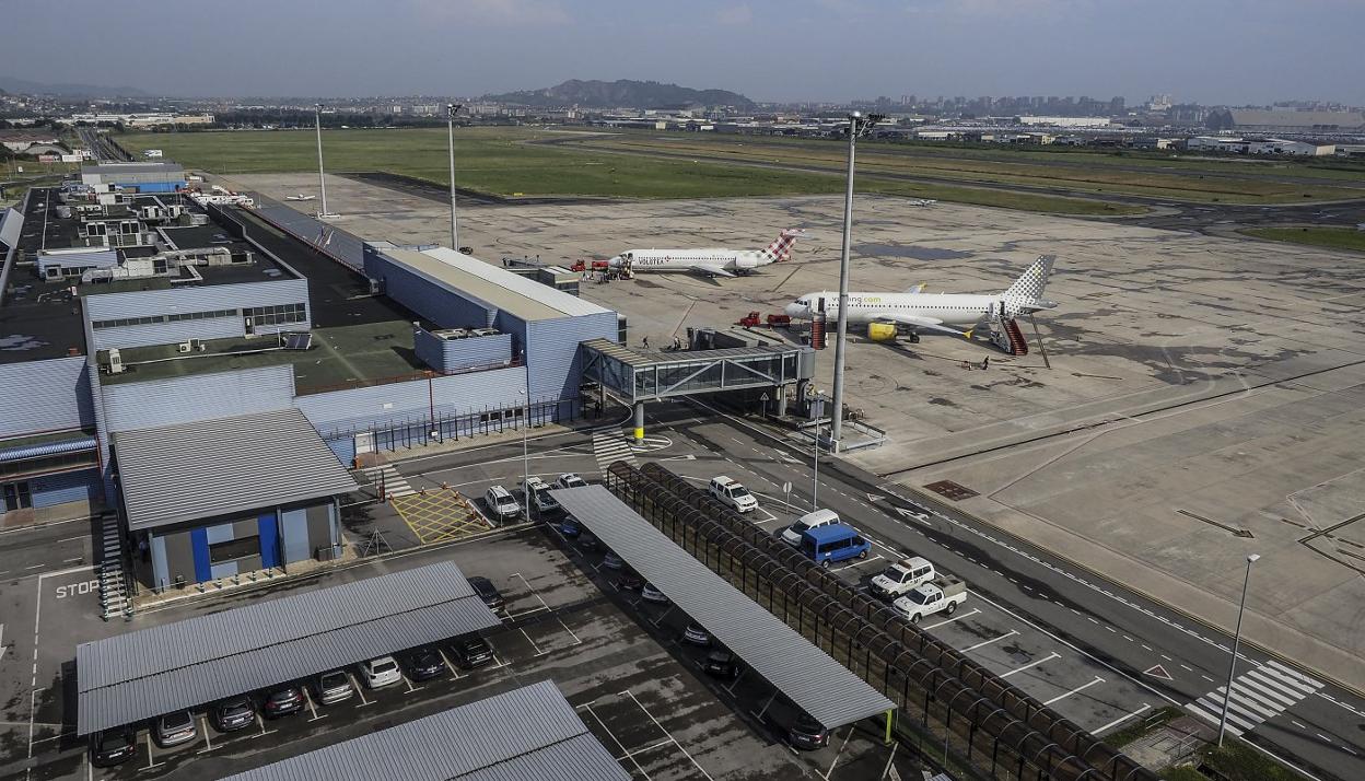 Instalaciones del aeropuerto Seve Ballesteros. 