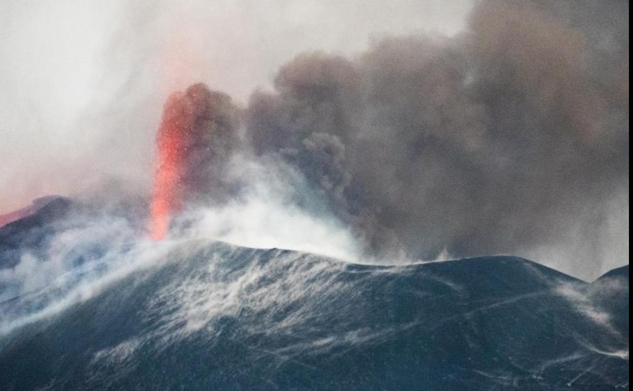 El volcán Cumbre Vieja mantiene su actividad. 