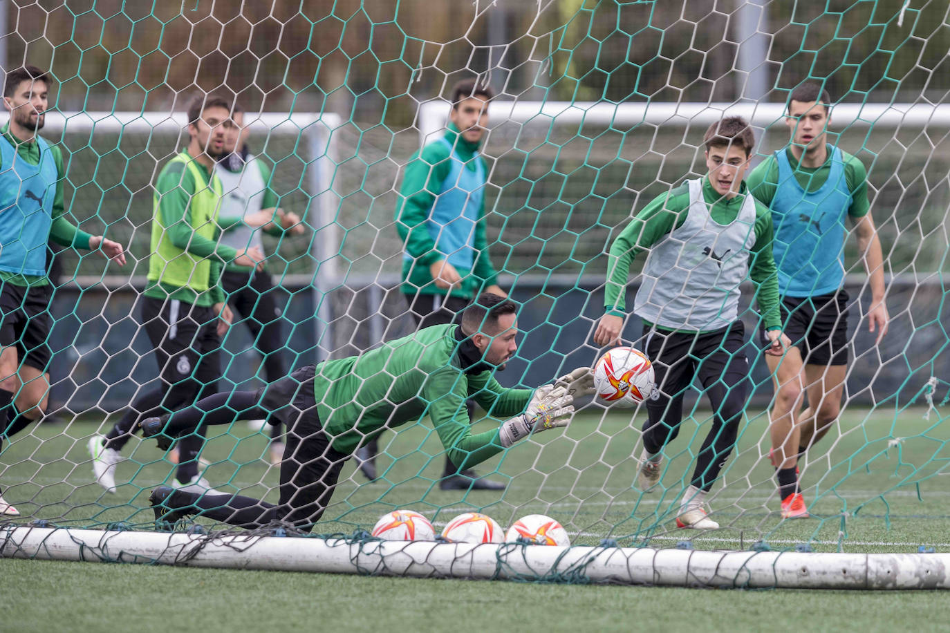 Fotos: Entrenamiento del Racing para preparar el choque ante el Rayo Majadahonda