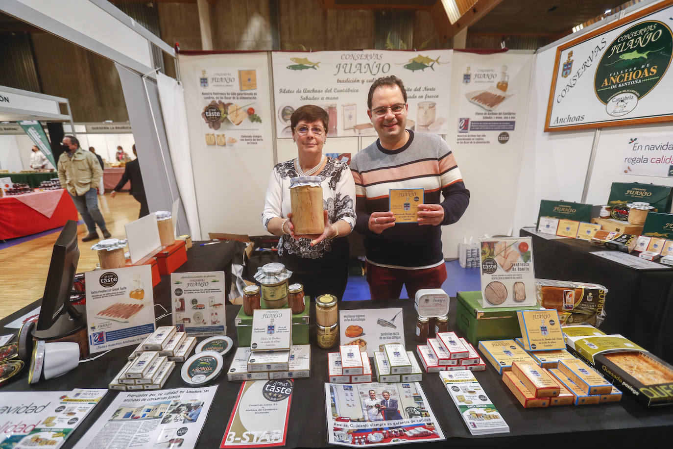 Localidad: Santoña. Responsable: Jorge Zorrilla. Especialidades: Filetes de anchoa del Cantábrico sobados a mano, bonito del norte elaborado en fresco y ventresca de bonito del norte (galardonada en Londres). Productos que presenta: Anchoas, bonito, ventresca, mejillones y sardinillas. Sobaos y quesadas. 