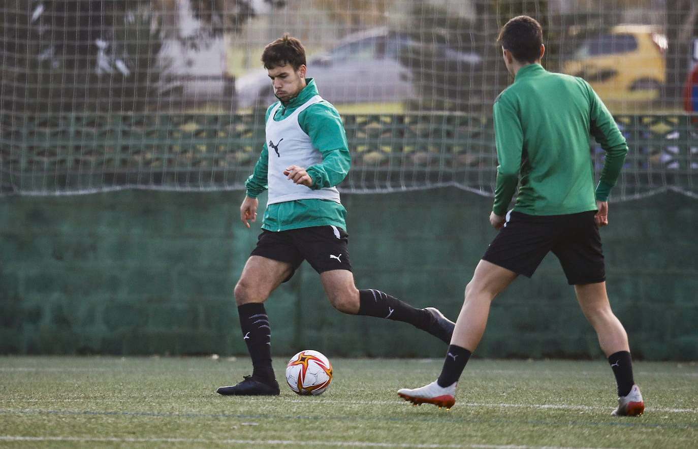 Fotos: El Racing prepara su partido ante el Extremadura