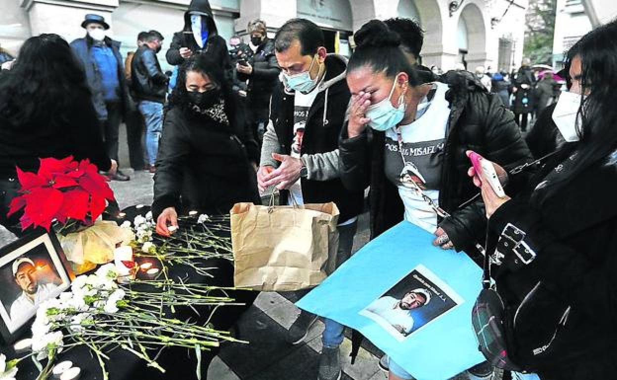 Los amigos de Misael se manifestaron en Carranza para exigir Justicia. 