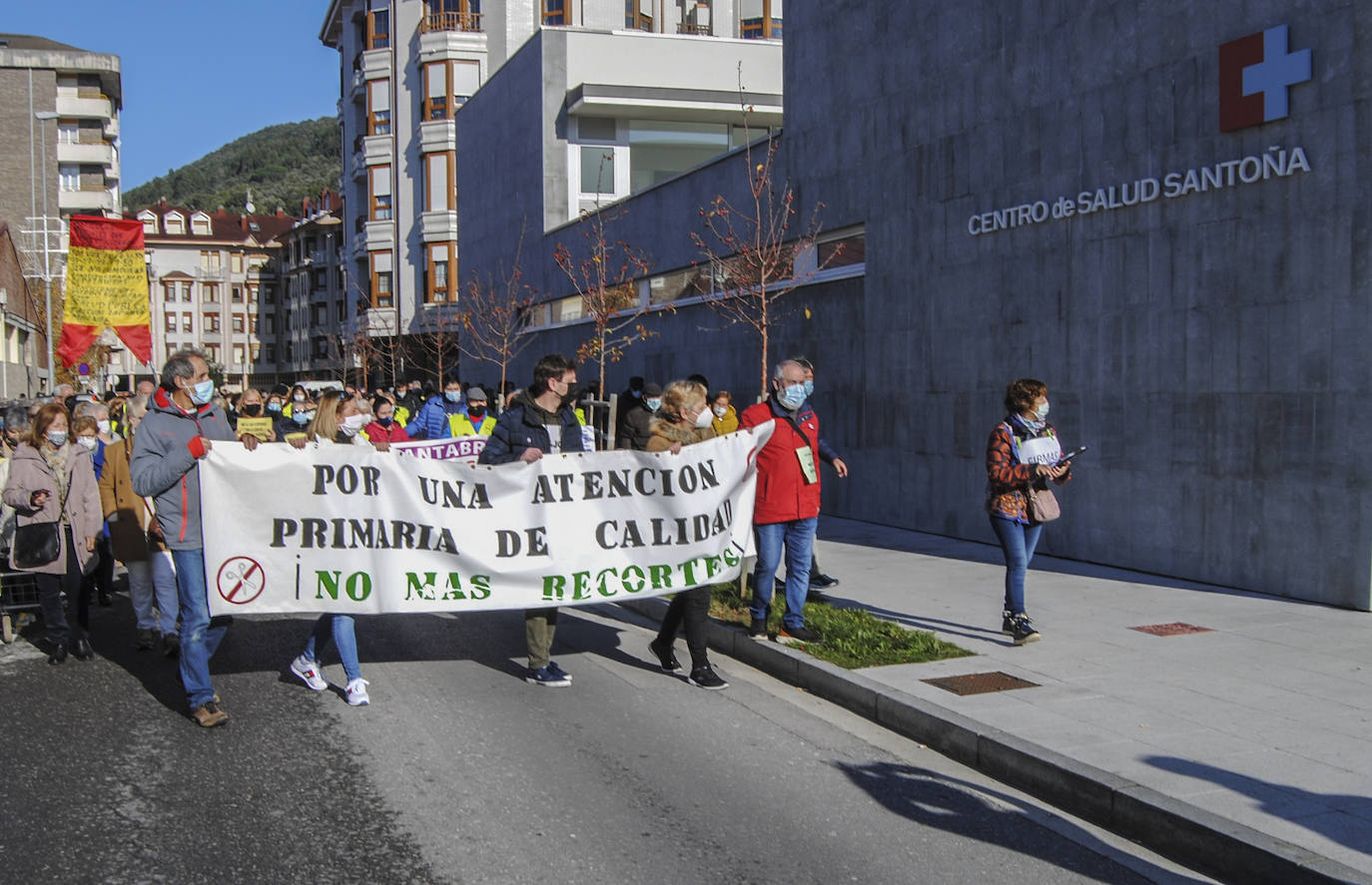 Fotos: Santoña se echa a la calle