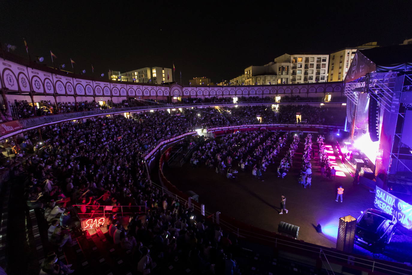 El 9 de septiembre, la música vuelve a la plaza diez años después . El coso santanderino recupera su papel como espacio para conciertos durante cinco noches, con el ciclo La Plaza en Vivo