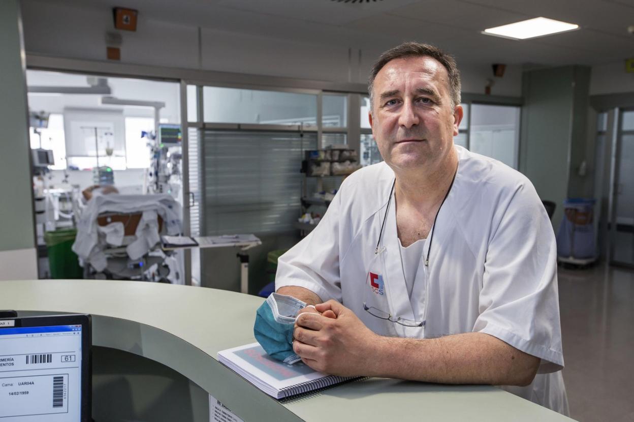 Juan Carlos Rodríguez Borregán, jefe de servicio de Medicina Intensiva del Hospital Valdecilla. 