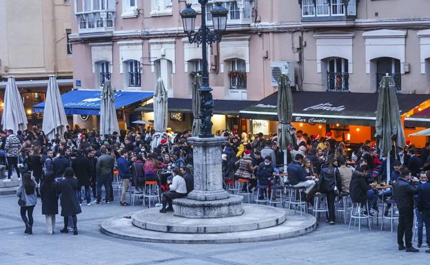 Los jueces respaldan la prohibición del ocio nocturno y no habrá cotillones en 50 municipios