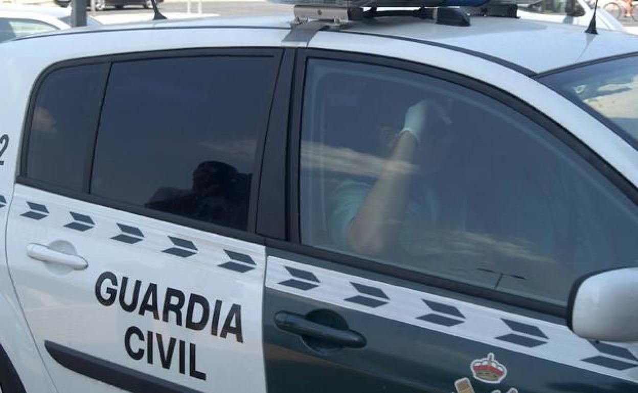 Un coche de la Guardia Civil, en una imagen de archivo.