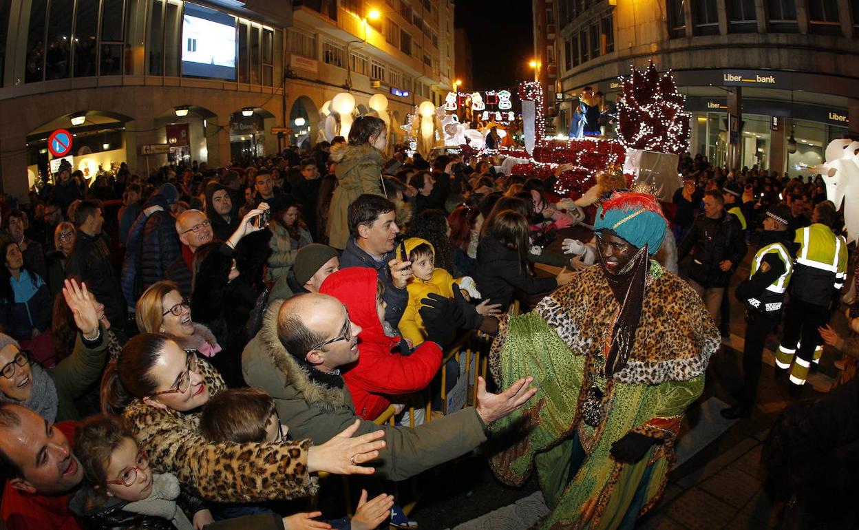 Imagen de la cabalgata de hace dos años en Torrelavega.