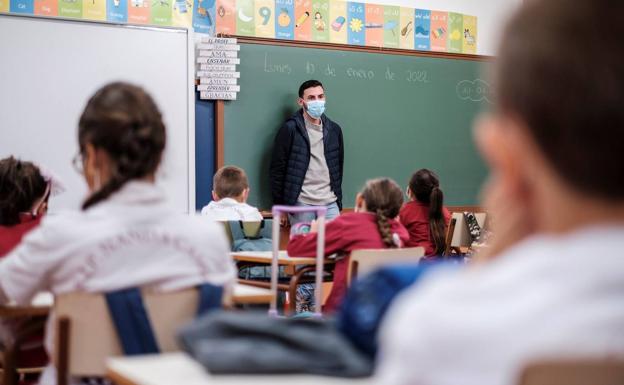 Educación gestiona el volumen de sustituciones «más alto» de la historia con 538 docentes en siete días 