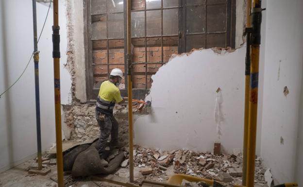 Comienza la reforma del MAS centrada en la estructura del edificio y la restauración de la fachada